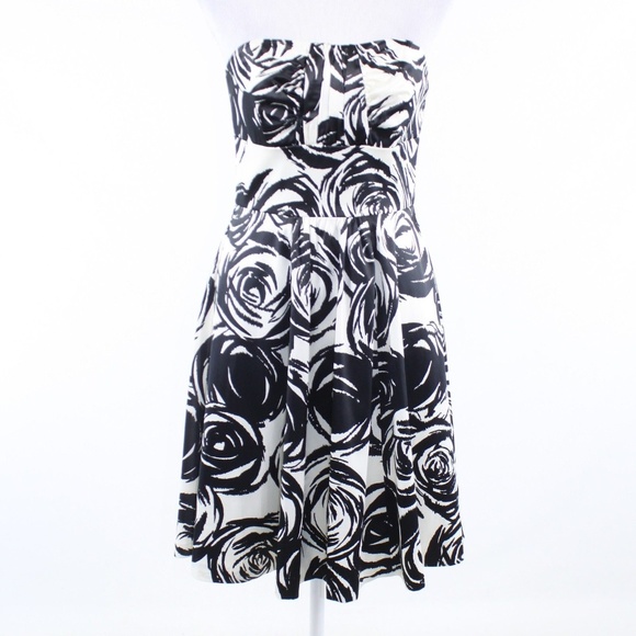 White House Black Market Dresses & Skirts - White House Black Market black dress 4